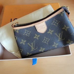 Louis Vuitton Mini Delightful Pochette